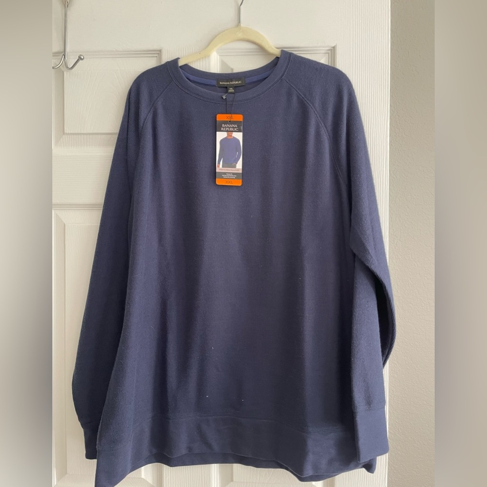 Banana republic, extra extra large thermal top